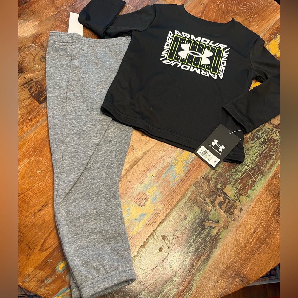NWT Under Armour 2 Piece Set